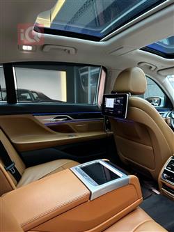 بي ام دبليو الفئة 7